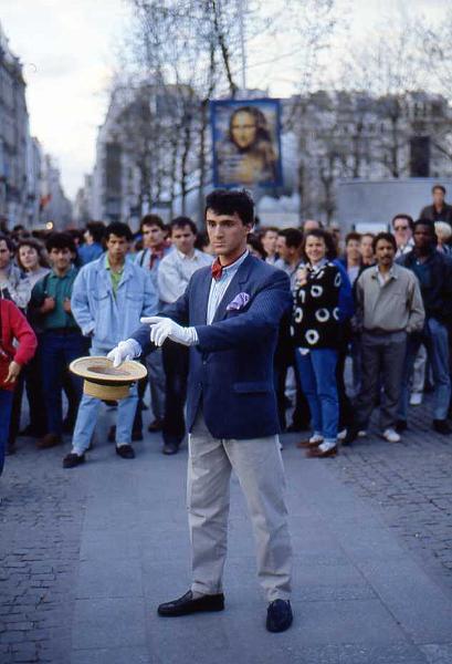 43-Centre Pompidou (mimo),19 aprile 1987.jpg